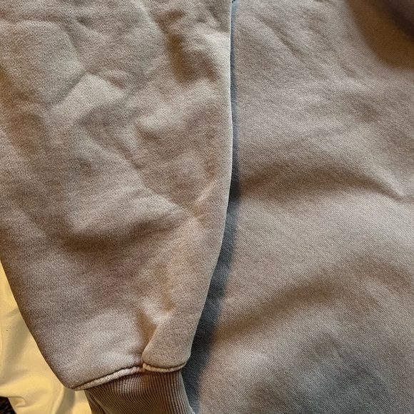 ARITZIA|| Cropped purple hoodie - Picture 3 of 6